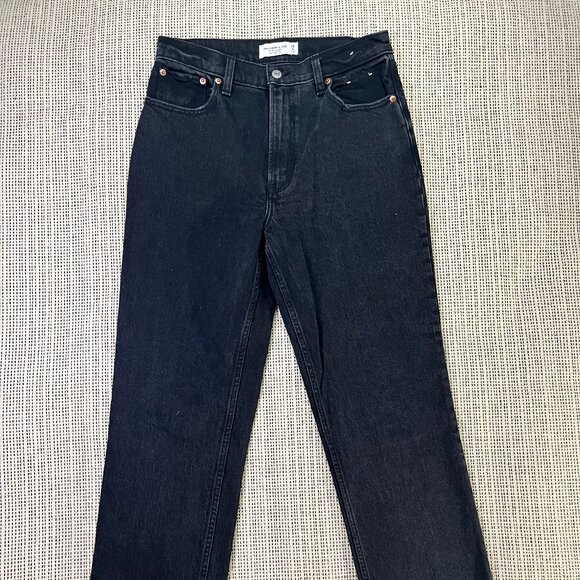 Abercrombie & Fitch Denim - Abercrombie & Fitch 90s Straight Jeans Ultra High Rise - Black -  Size 28